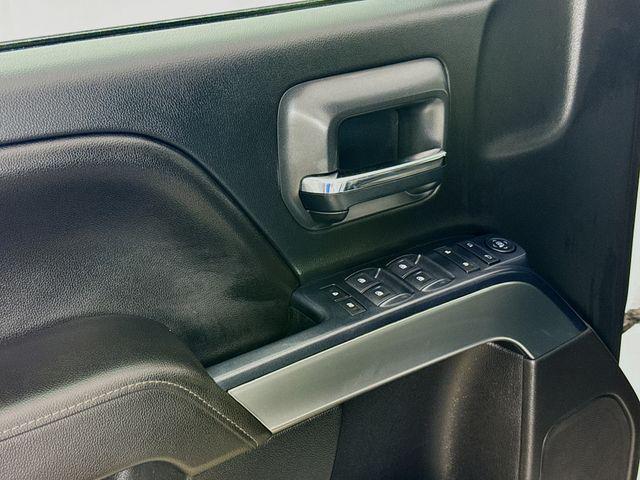 Photo of 2017 Silver Ice Metallic Chevrolet Silverado 1500
