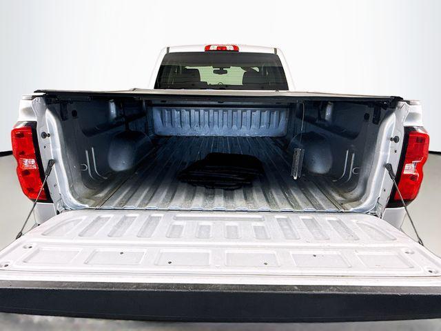 Photo of 2017 Silver Ice Metallic Chevrolet Silverado 1500