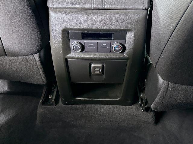 Photo of 2023 Summit White Chevrolet Traverse