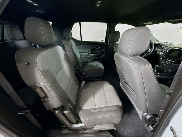 Photo of 2023 Summit White Chevrolet Traverse