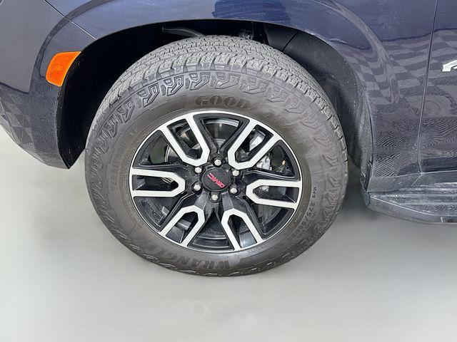 Photo of 2024 Midnight Blue Metallic GMC Yukon