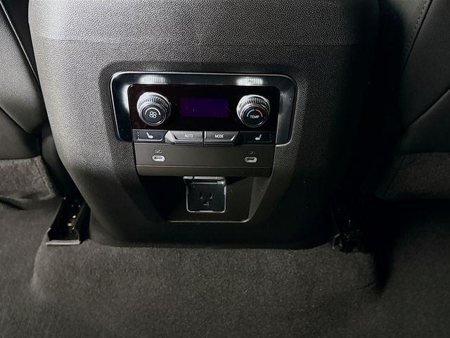 Photo of 2024 Midnight Blue Metallic GMC Yukon