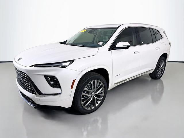 Photo of 2025 White Frost Tricoat Buick Enclave