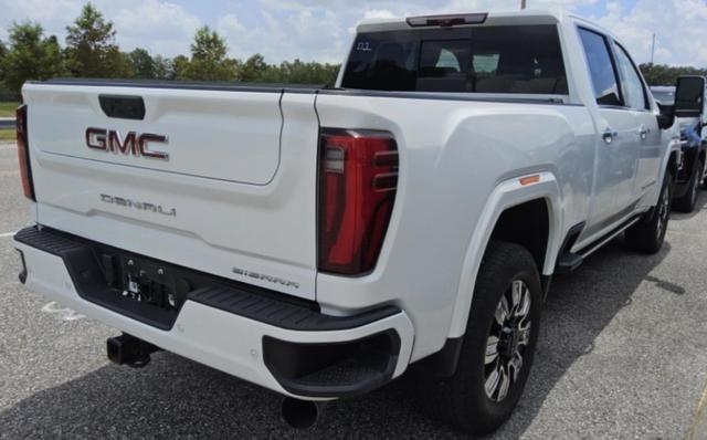 Photo of 2024 Summit White GMC Sierra 3500