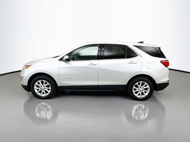 Photo of 2020 Silver Ice Metallic Chevrolet Equinox