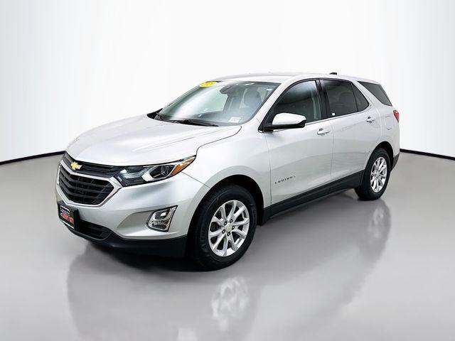 Photo of 2020 Silver Ice Metallic Chevrolet Equinox