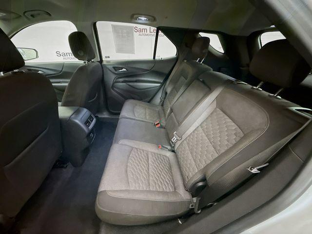 Photo of 2020 Silver Ice Metallic Chevrolet Equinox
