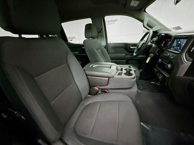 Photo of 2019 Silver Ice Metallic Chevrolet Silverado 1500