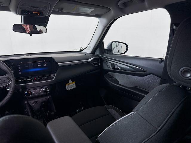 Photo of 2026 Sterling Gray Metallic Chevrolet Trailblazer