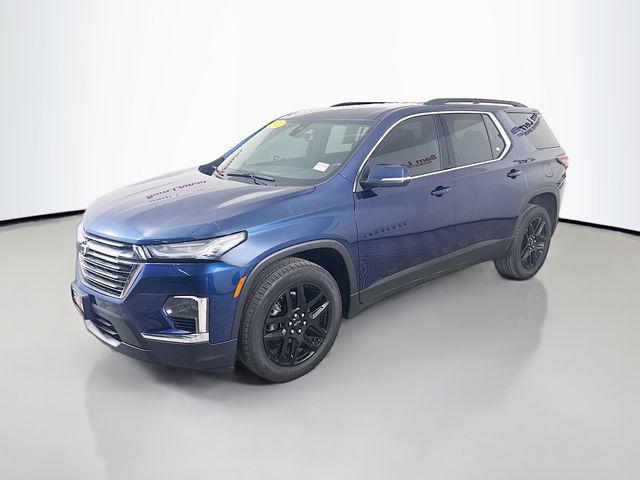 Photo of 2022 Northsky Blue Metallic Chevrolet Traverse