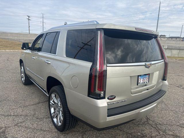 Photo of 2017 Silver Coast Metallic Cadillac Escalade