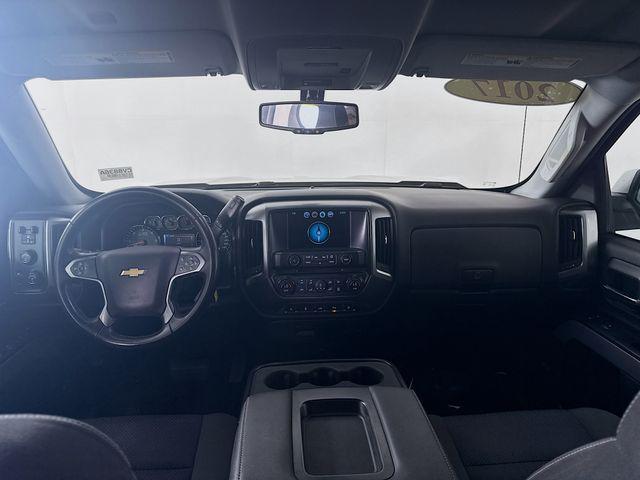 Photo of 2017 Silver Ice Metallic Chevrolet Silverado 1500