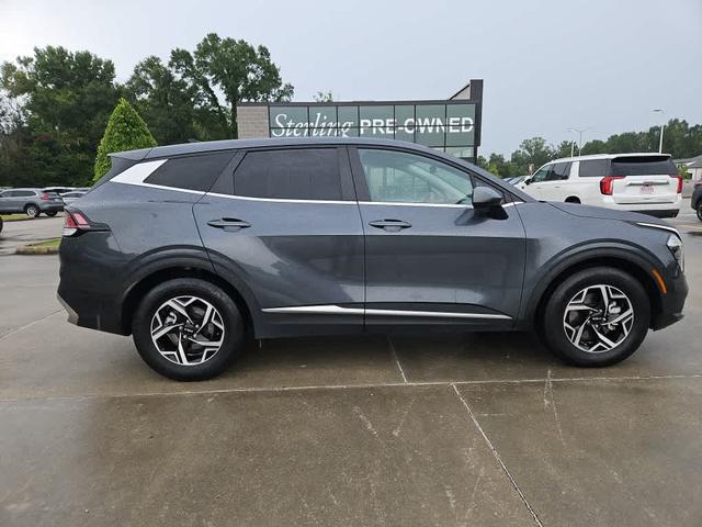 Photo of 2023 Gravity Gray Kia Sportage