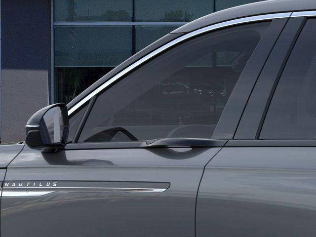 Photo of 2024 Lustrous Gray Metallic Clearcoat Lincoln Nautilus