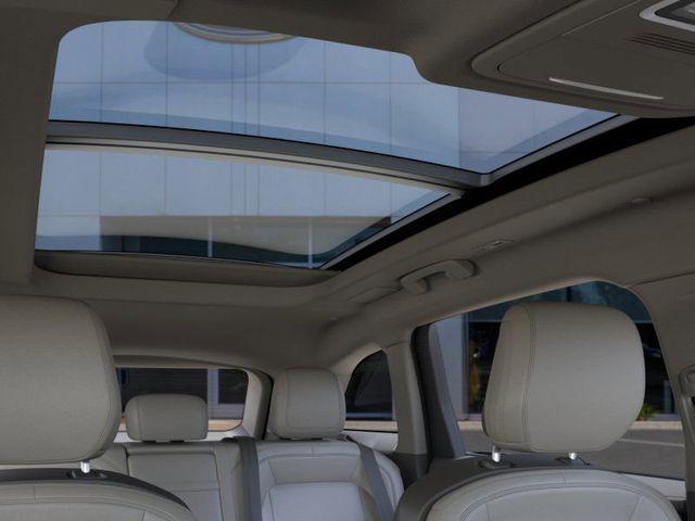 Photo of 2024 Lustrous Gray Metallic Clearcoat Lincoln Nautilus