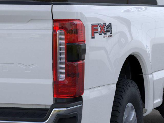 Photo of 2025 Oxford White Ford F-350
