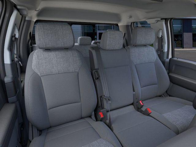 Photo of 2025 Oxford White Ford F-350