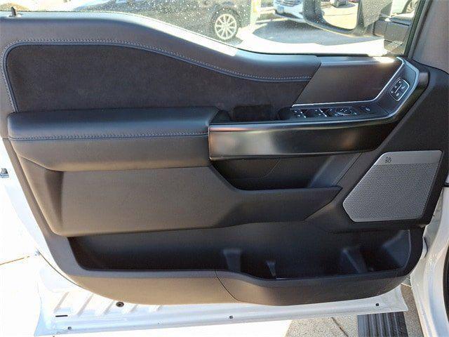 Photo of 2024 Star White Metallic Tri-Coat Ford F-150