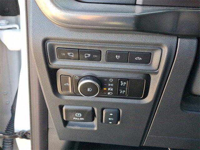Photo of 2024 Star White Metallic Tri-Coat Ford F-150