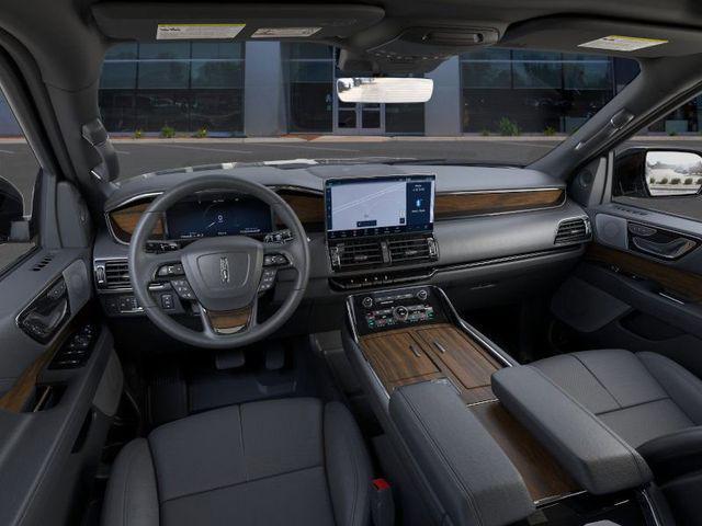 Photo of 2024 Starlight Gray Metallic Premium Colorant Lincoln Navigator