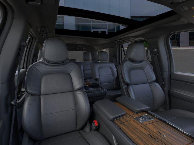 Photo of 2024 Starlight Gray Metallic Premium Colorant Lincoln Navigator