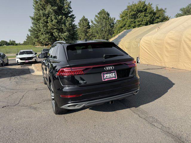 Photo of 2019 Night Black Audi Q8