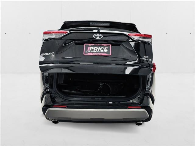 Photo of 2022 Midnight Black Metallic Toyota RAV4 Hybrid