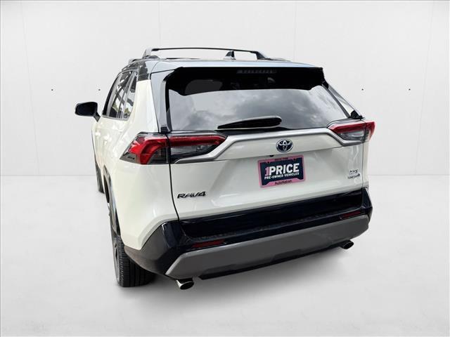 Photo of 2022 Blizzard Pearl/Midnight Black Metallic Toyota RAV4 Hybrid