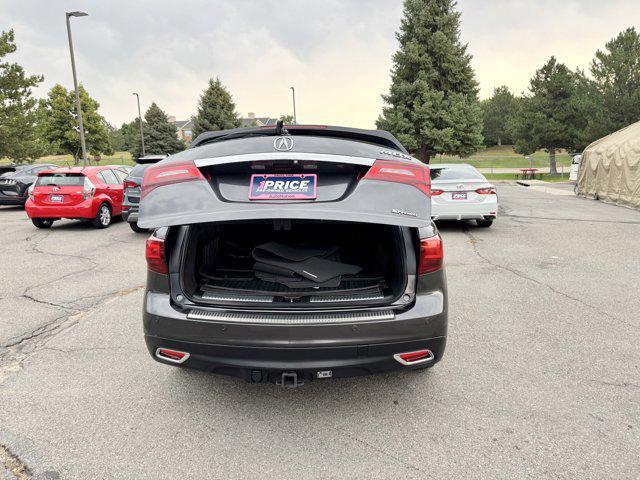 Photo of 2014 Graphite Luster Metallic Acura MDX