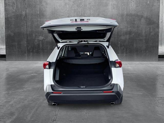 Photo of 2023 Ice Cap Toyota RAV4