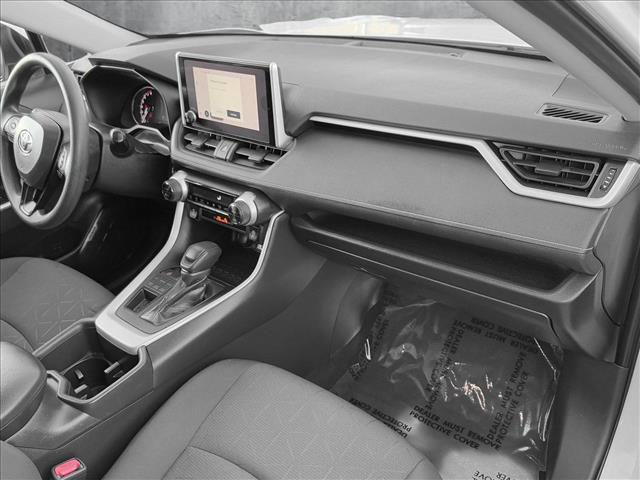 Photo of 2023 Ice Cap Toyota RAV4