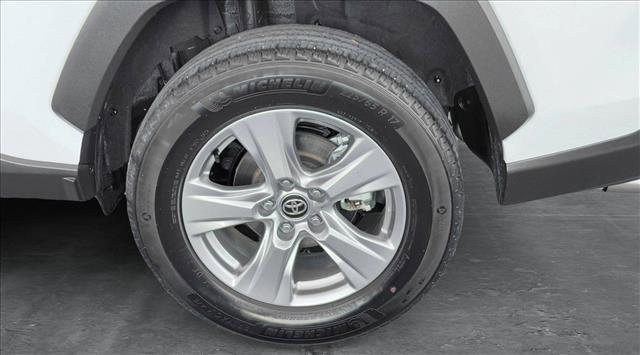 Photo of 2023 Ice Cap Toyota RAV4