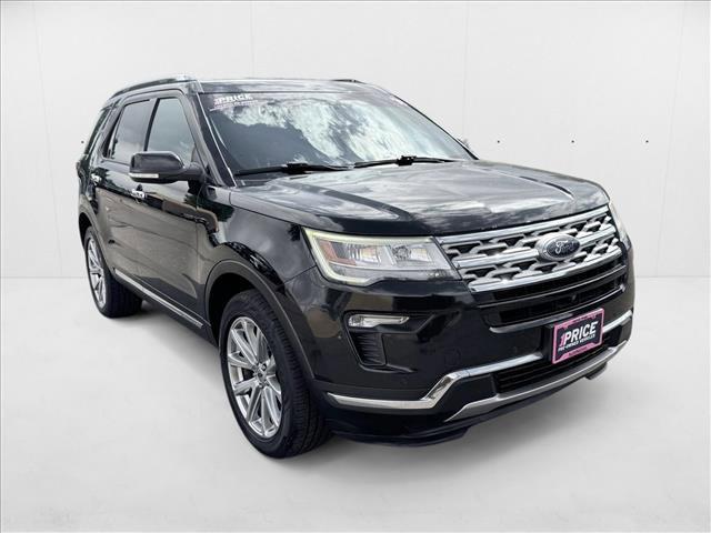Photo of 2018 Shadow Black Ford Explorer