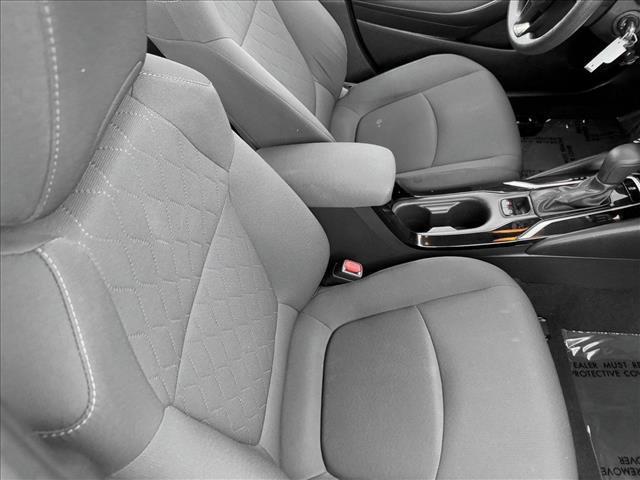 Photo of 2022 Classic Silver Metallic Toyota Corolla