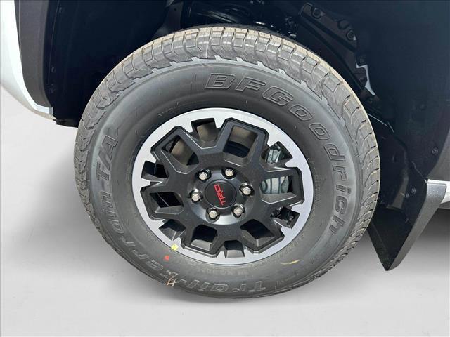 Photo of 2025 Ice Cap Toyota Tacoma