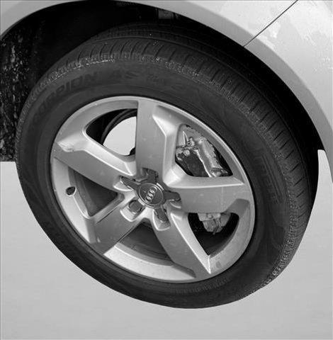 Photo of 2012 Ice Silver Metallic Audi Q7