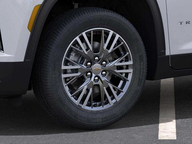 Photo of 2026 Summit White Chevrolet Traverse