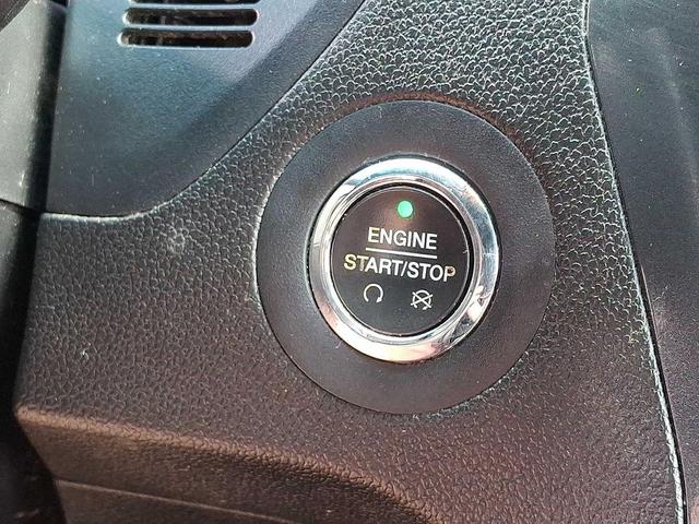 Photo of 2016 MAGNETIC METALLIC Ford Explorer