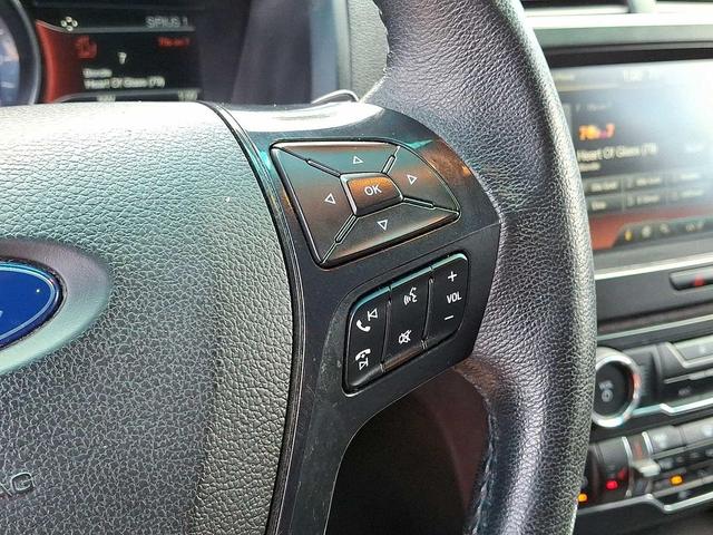 Photo of 2016 MAGNETIC METALLIC Ford Explorer
