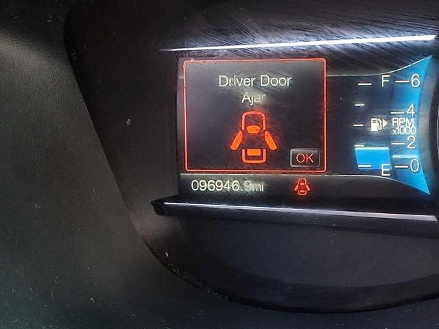 Photo of 2016 MAGNETIC METALLIC Ford Explorer