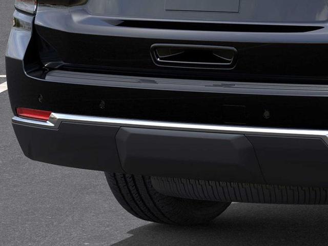 Photo of 2025 Black Chevrolet Suburban