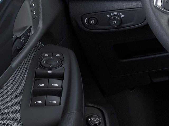 Photo of 2026 MARINA BLU MET Chevrolet Trailblazer