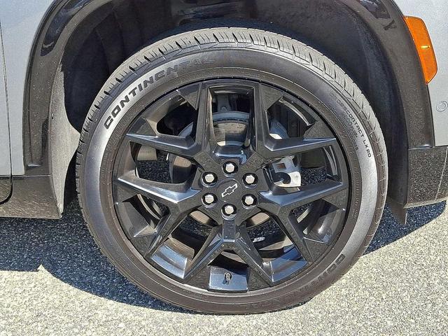 Photo of 2024 Sterling Gray Metallic Chevrolet Traverse