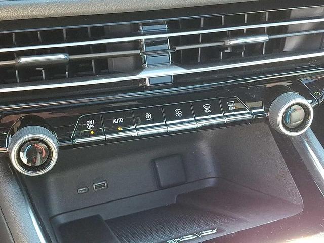 Photo of 2024 Sterling Gray Metallic Chevrolet Traverse