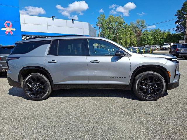 Photo of 2024 Sterling Gray Metallic Chevrolet Traverse