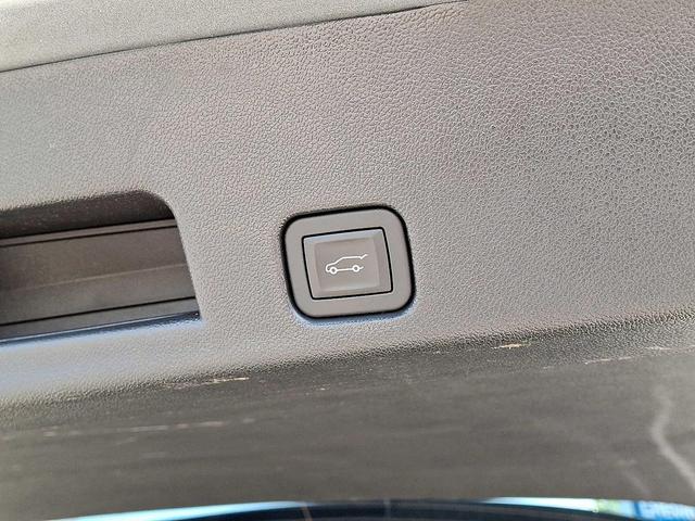 Photo of 2024 Sterling Gray Metallic Chevrolet Traverse