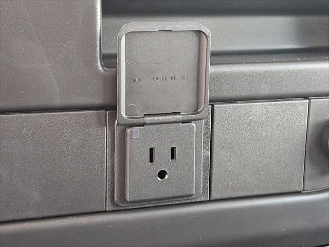 Photo of 2025 Summit White Chevrolet Express 2500