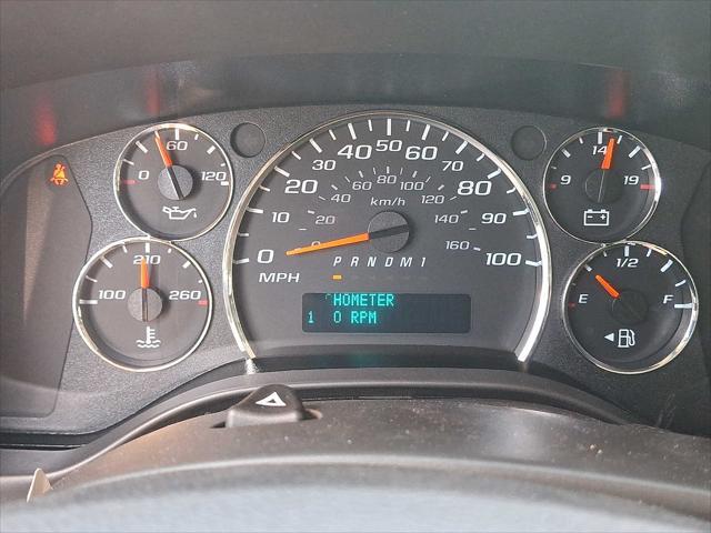 Photo of 2025 Summit White Chevrolet Express 2500