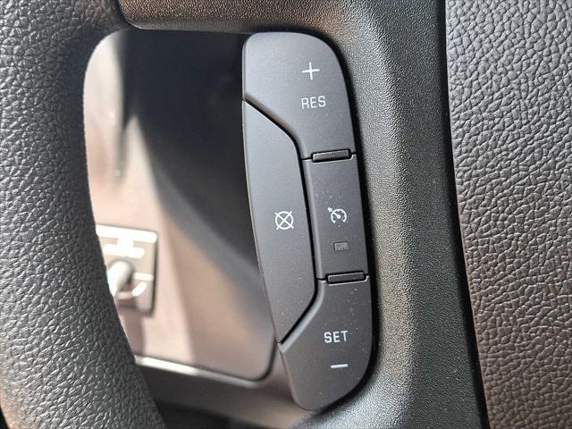 Photo of 2025 Summit White Chevrolet Express 2500