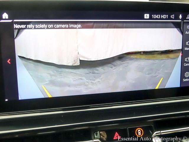Photo of 2023 Gray Metallic BMW M8